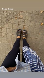 Georgia Hirst feet photo thumbnail