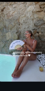 Georgia Hirst feet photo thumbnail