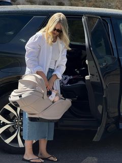 Georgia Hirst feet photo 4