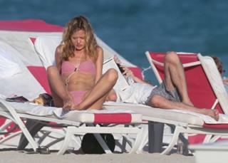 Georgia Jagger feet photo 10