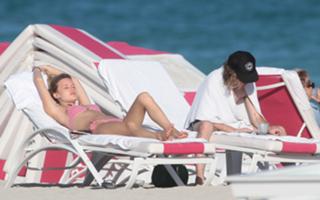 Georgia Jagger feet photo 17