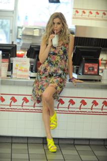 Georgia Jagger feet photo 10