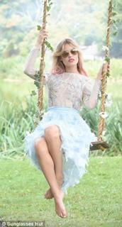 Georgia Jagger feet photo 18