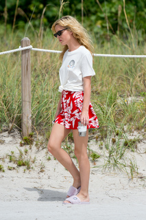 Georgia Jagger feet photo 6