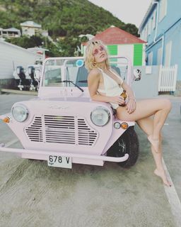 Georgia Jagger feet photo 19