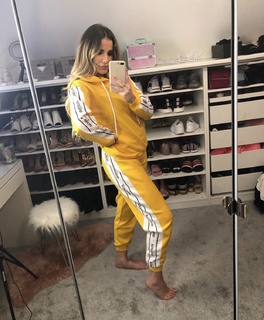 Georgia Kousoulou feet photo 4