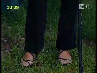 Georgia Luzi feet photo 3