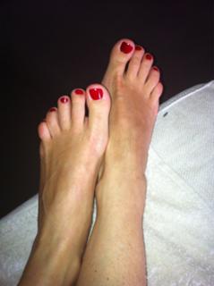 Georgia Luzi feet photo 14