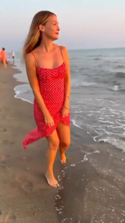 Georgia Luzi feet photo 18