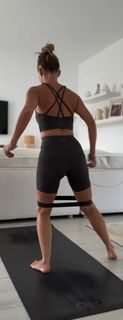 Georgia Luzi feet photo 8