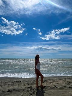 Georgia Luzi feet photo 3