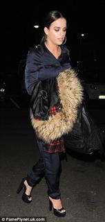 Georgia May Foote feet photo thumbnail