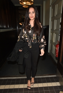Georgia May Foote feet photo thumbnail