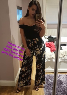 Georgia May Foote feet photo thumbnail