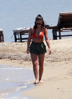 Georgia May Foote feet photo thumbnail