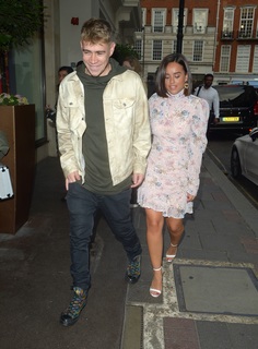 Georgia May Foote feet photo thumbnail