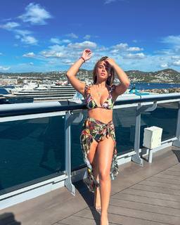 Georgia May Foote feet photo thumbnail