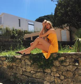Georgia Meacham feet photo 2