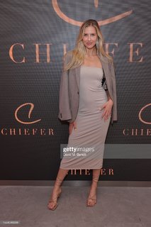 Georgia Meacham feet photo 17