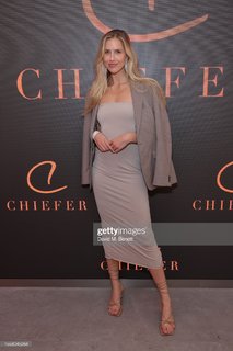 Georgia Meacham feet photo 16