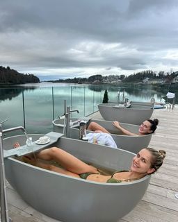 Georgia Meacham feet photo 8