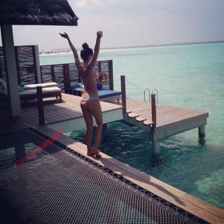 Georgia Salpa feet photo thumbnail