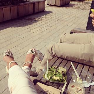 Georgia Salpa feet photo thumbnail