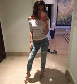 Georgia Salpa feet photo thumbnail
