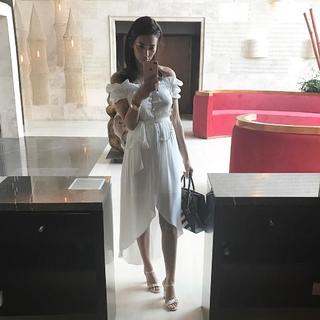Georgia Salpa feet photo thumbnail