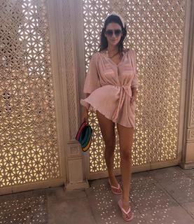 Georgia Salpa feet photo thumbnail