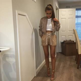 Georgia Steel feet photo thumbnail