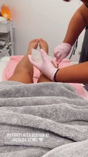 Georgia Steel feet photo thumbnail