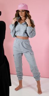 Georgia Steel feet photo thumbnail