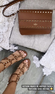 Georgia Steel feet photo thumbnail