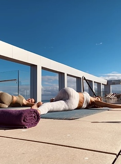 Georgia Steel feet photo thumbnail