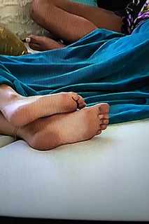 Georgia Steel feet photo thumbnail