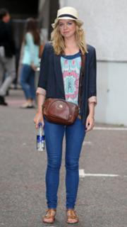 Georgia Taylor feet photo 10