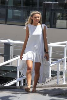 Georgia Toffolo feet photo thumbnail