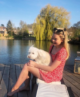 Georgia Toffolo feet photo thumbnail