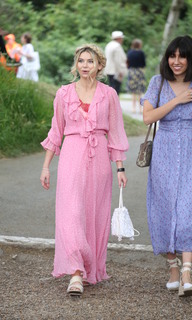 Georgia Toffolo feet photo thumbnail