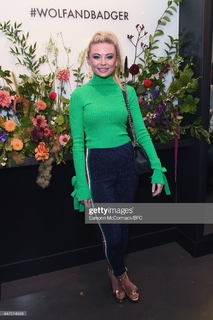 Georgia Toffolo feet photo thumbnail