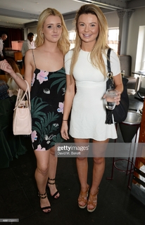 Georgia Toffolo feet photo thumbnail