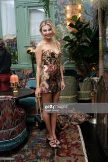 Georgia Toffolo feet photo thumbnail