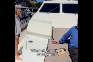 Georgia Toffolo feet photo thumbnail