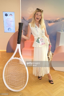 Georgia Toffolo feet photo thumbnail