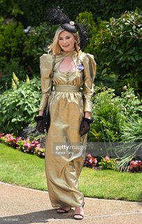 Georgia Toffolo feet photo thumbnail