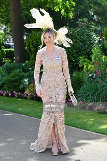 Georgia Toffolo feet photo thumbnail