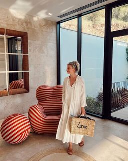 Georgia Toffolo feet photo thumbnail