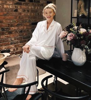 Georgia Toffolo feet photo thumbnail