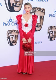 Georgia Toffolo feet photo thumbnail